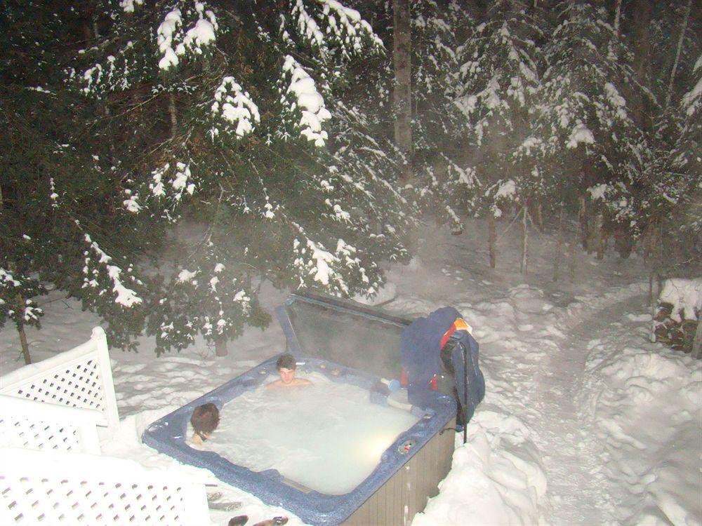 Gite Le Roupillon B&B Mont-Tremblant Exterior foto