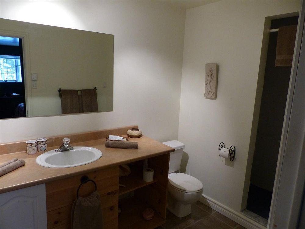 Gite Le Roupillon B&B Mont-Tremblant Exterior foto